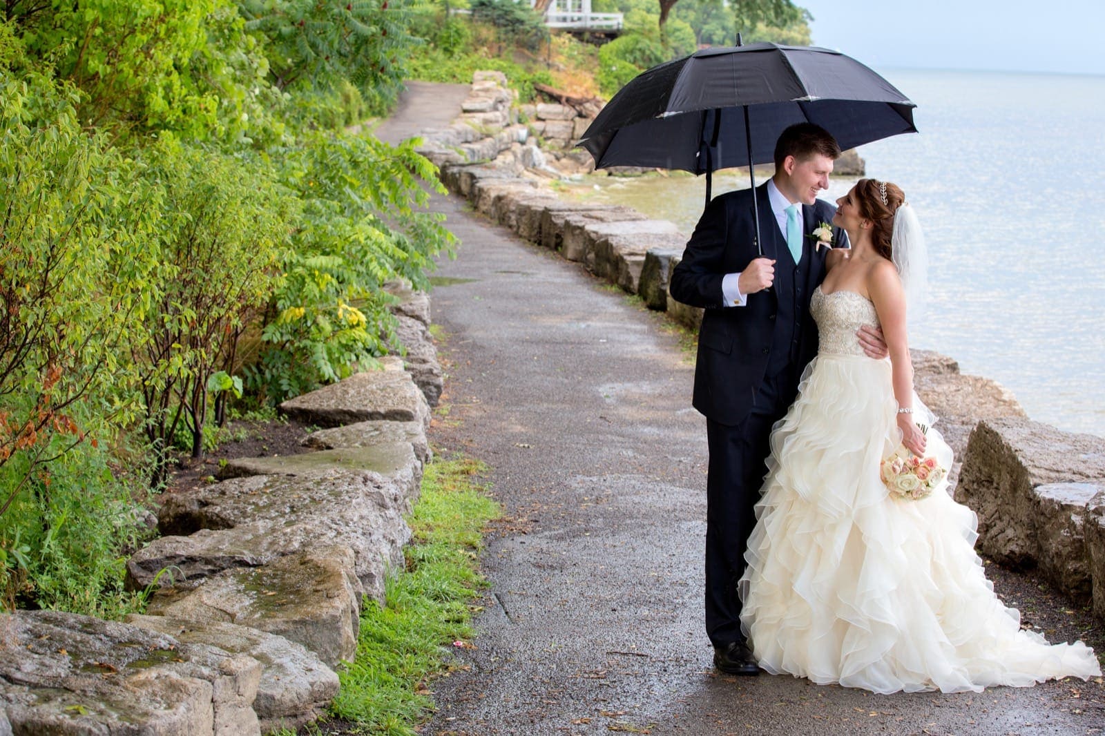 Oakville wedding photography on a rainy day